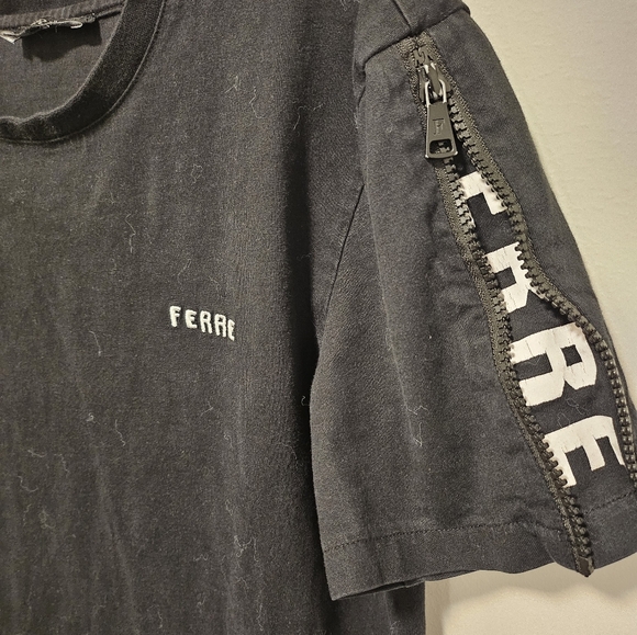 Gianfranco Ferre Zipped Sleeve Graphic T-shirt | Size Small - Picture 3 of 8